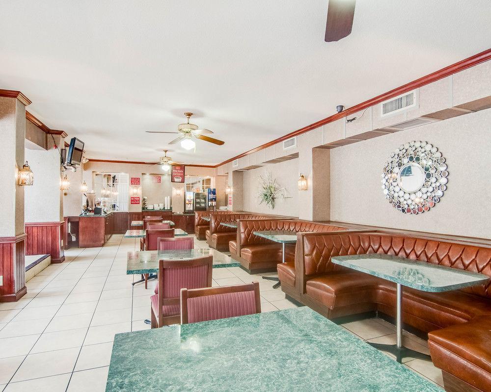 Econo Lodge Martinsville Exteriör bild