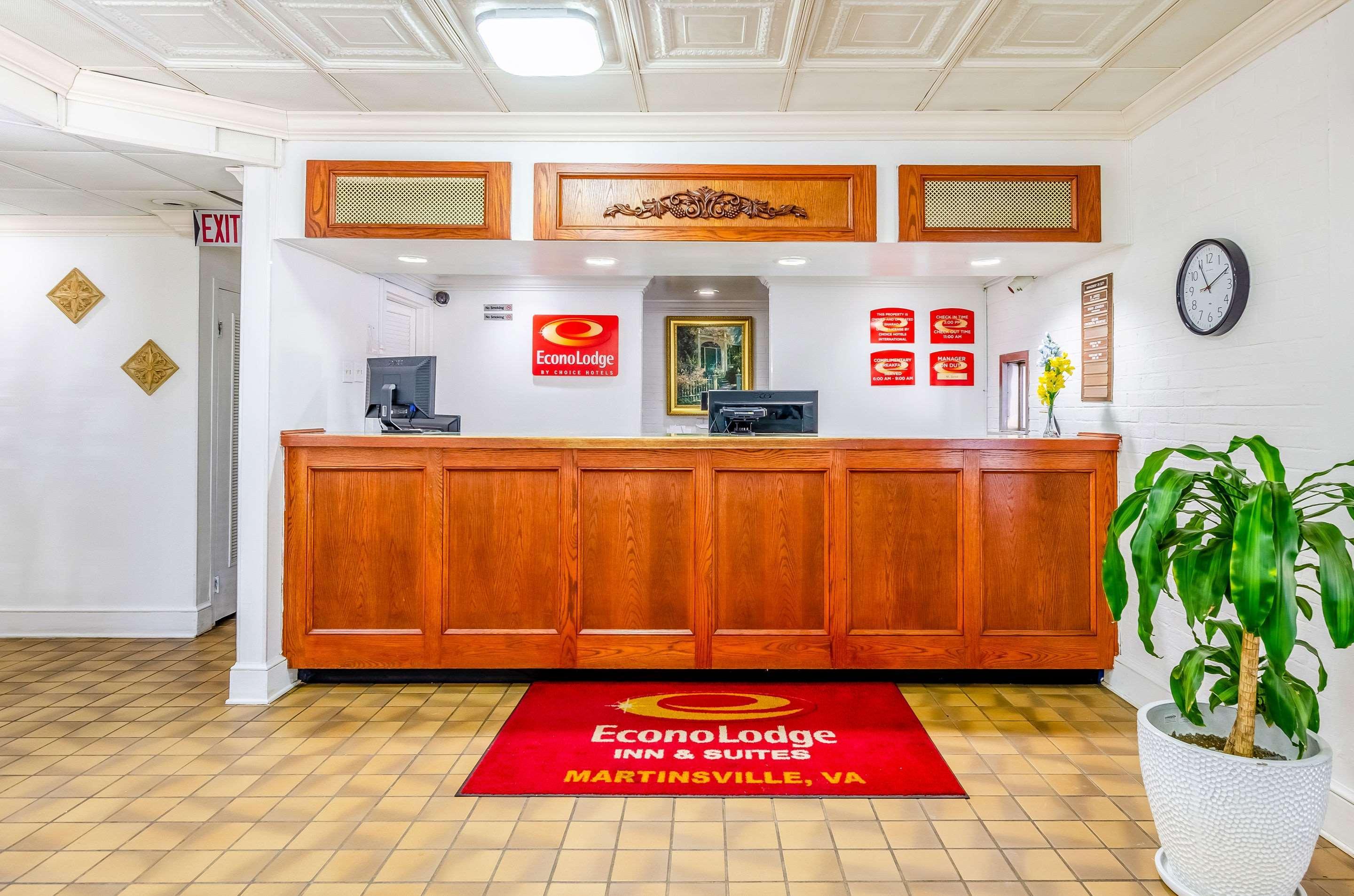 Econo Lodge Martinsville Exteriör bild