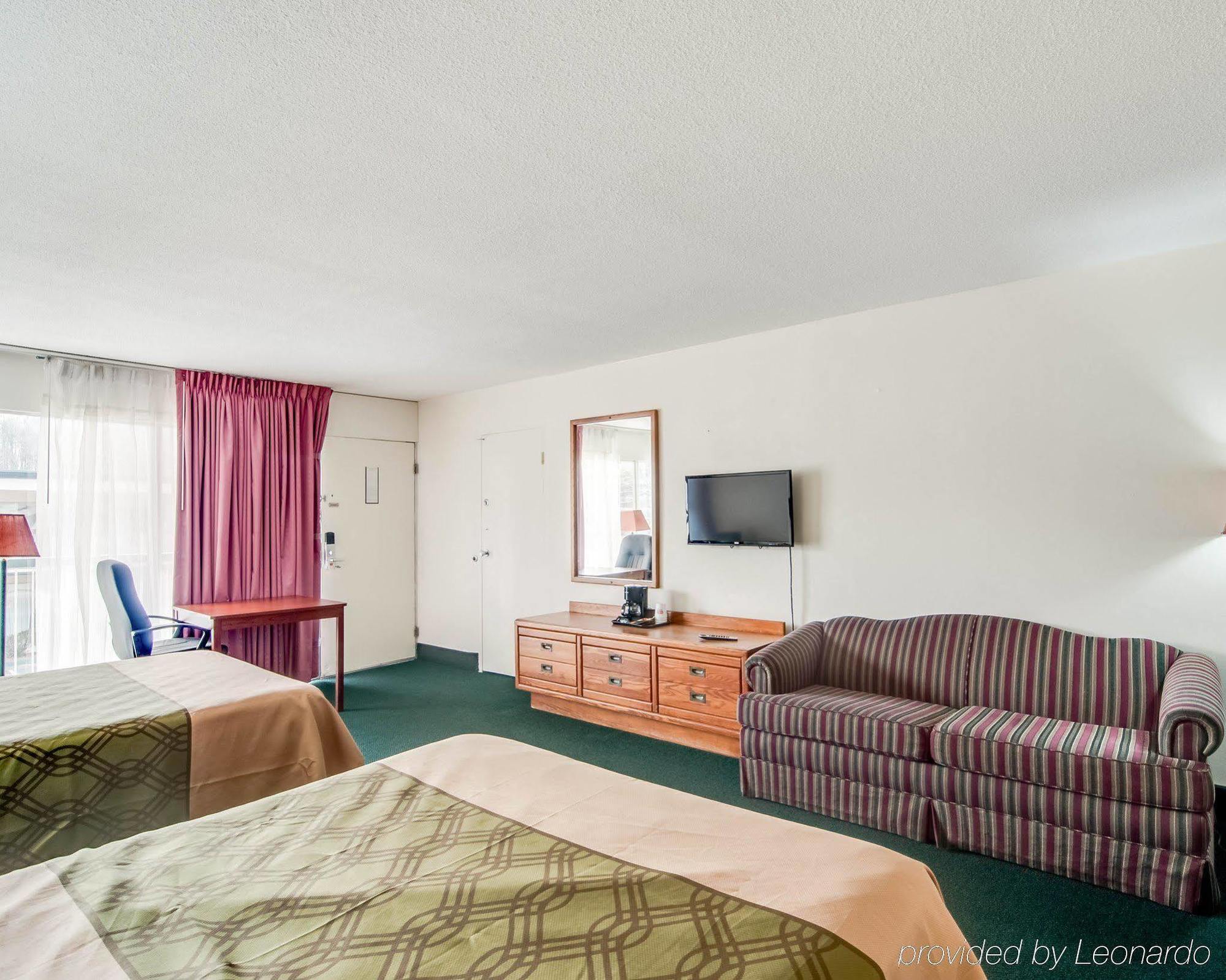 Econo Lodge Martinsville Exteriör bild